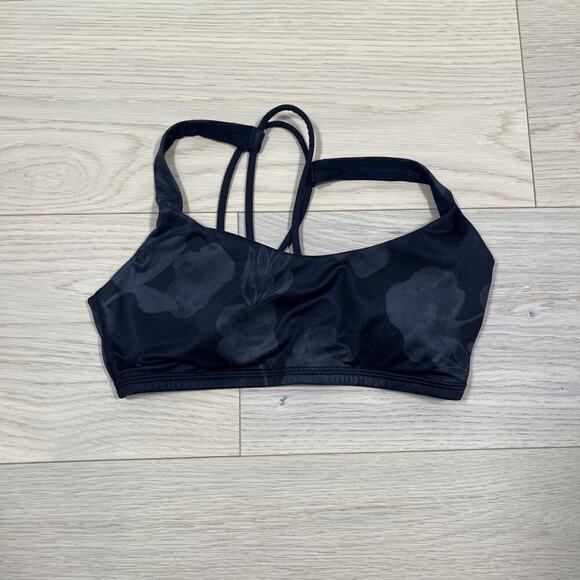 lululemon athletica Other - Lululemon Womens Sport Bra Size 4